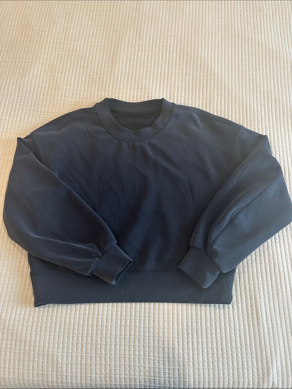 Lululemon Black Crewneck Sweatshirt